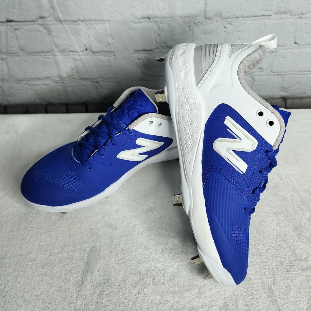 New Balance Fresh Foam X Velo v3 metal Softball Cleats SMVELOB3